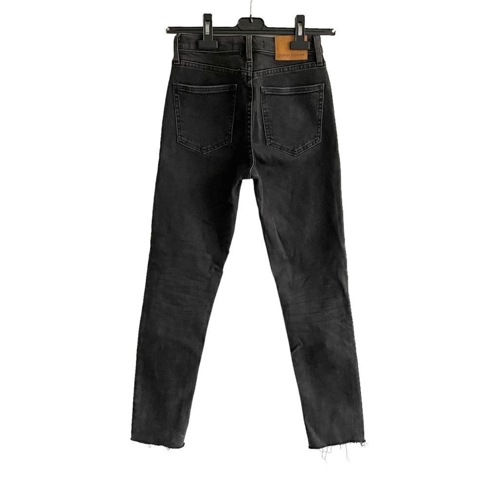 ARITZIA Denim Forum Yoko High Rise Slim Denim Jeans Black 23 - Picture 3 of 4